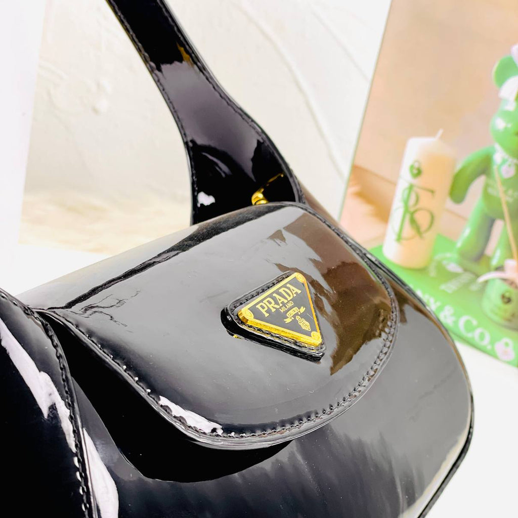 Prada Black Patent Leather Shoulder Bag 🖤✨👜