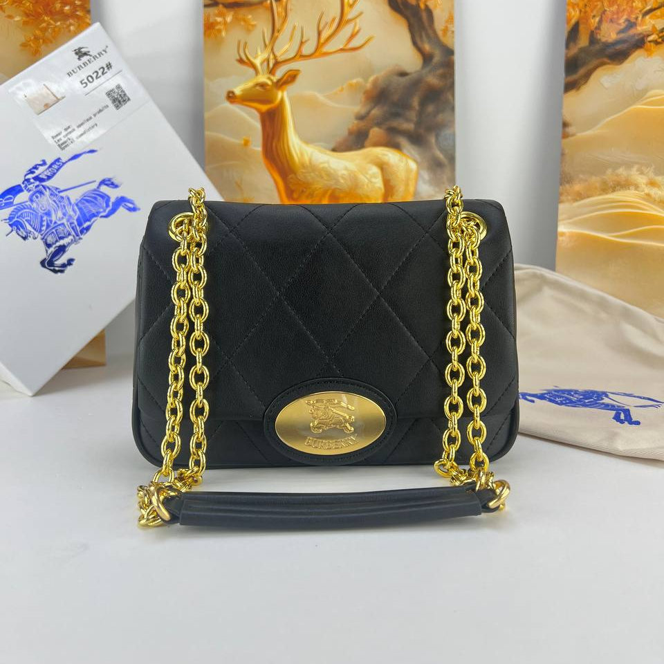 Butnerry Quilted Chain Shoulder Bag with Gold Hardware