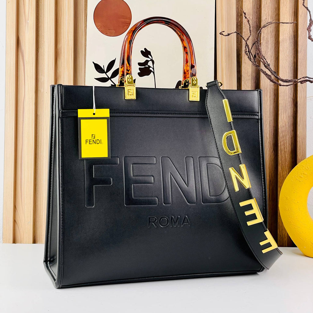 Fendi Black Tote Bag 🖤 Chic Carryall