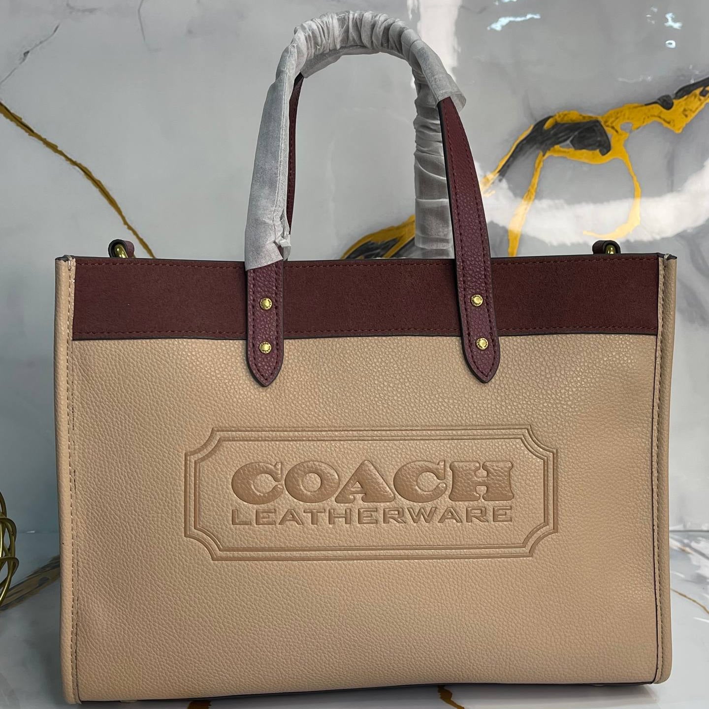 COACH Leatherware Field Tote in Colorblock Leather 👜🎨✨