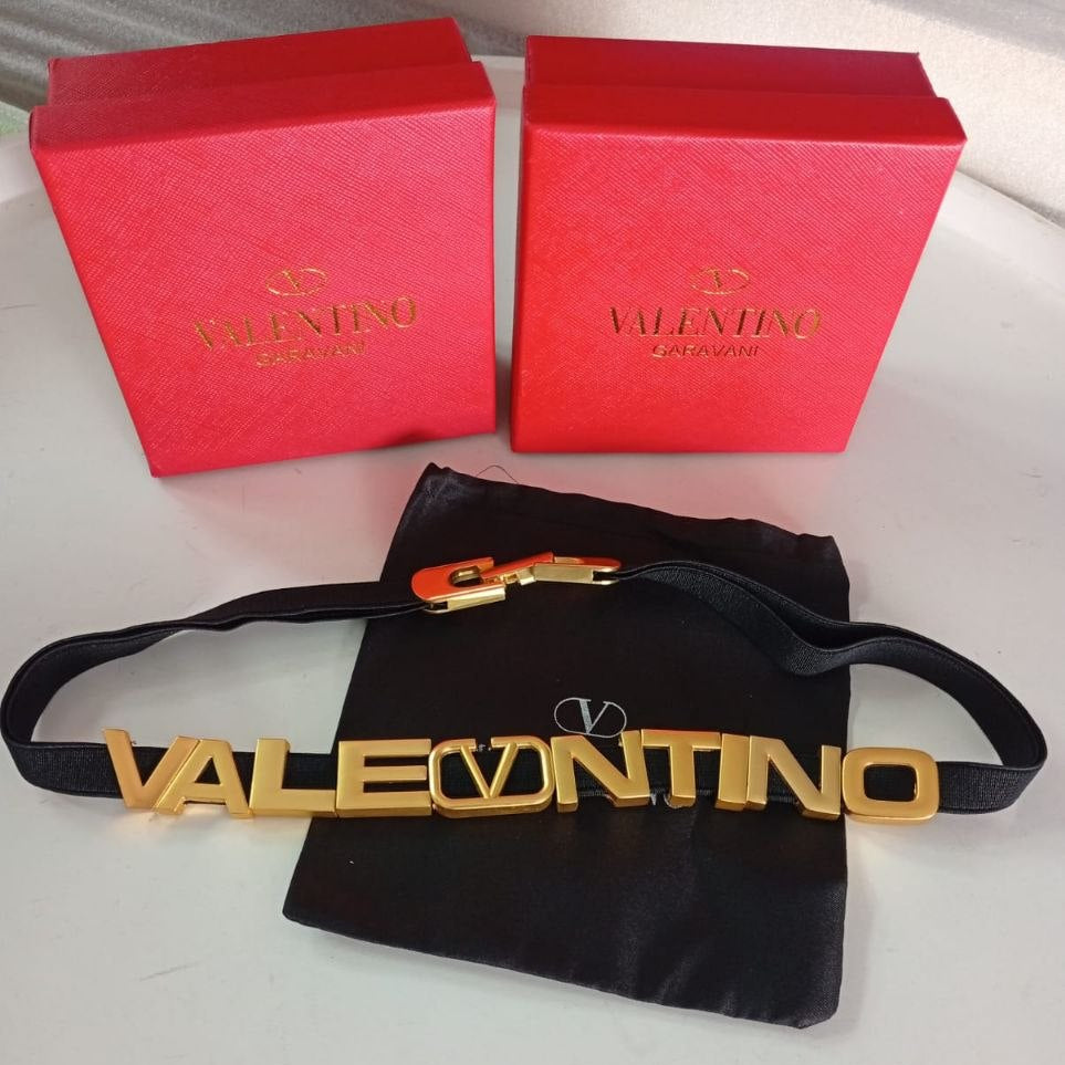 Valentino Garavani Logo Belt with Gold Tone Hardware ✨👜