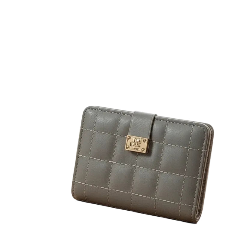 Quilted Wallet 🖤🤎 Stylish Compact Clutch