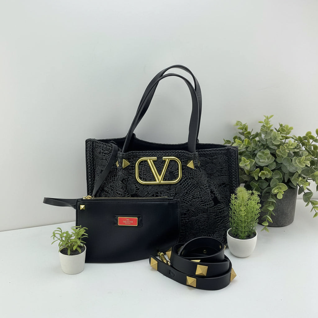Valentino Chic: Black Shoulder Bag 🖤👜✨