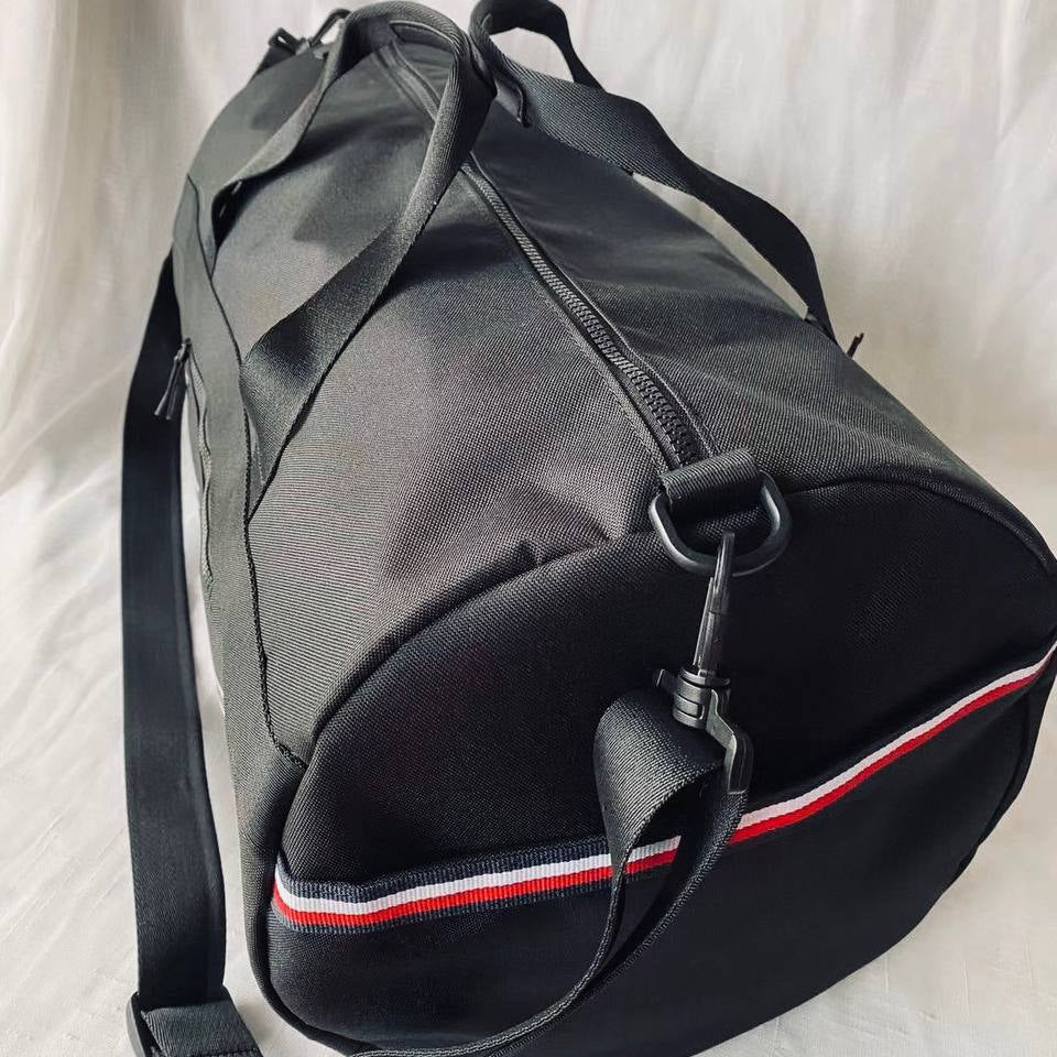 Tommy Hilfiger Essential Black Duffle Bag ✈️💼🖤