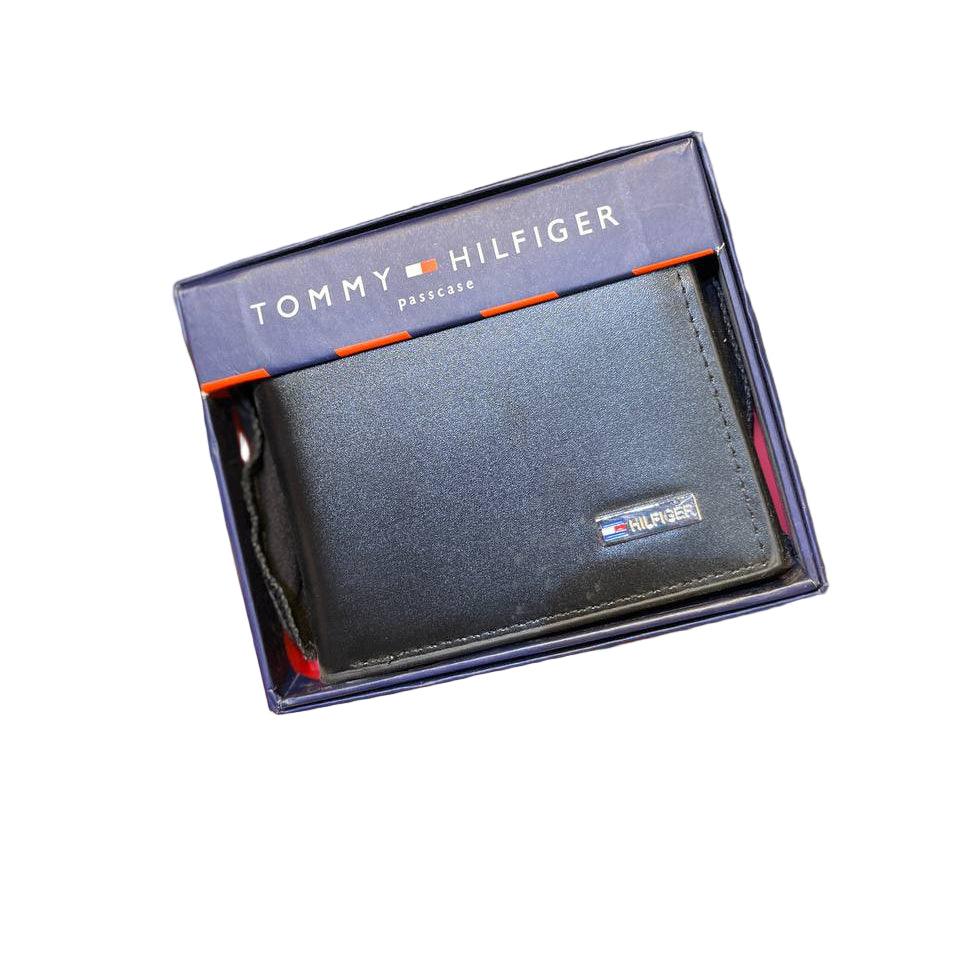💼 Tommy Hilfiger Classic Black Passcase Wallet 🖤🎁