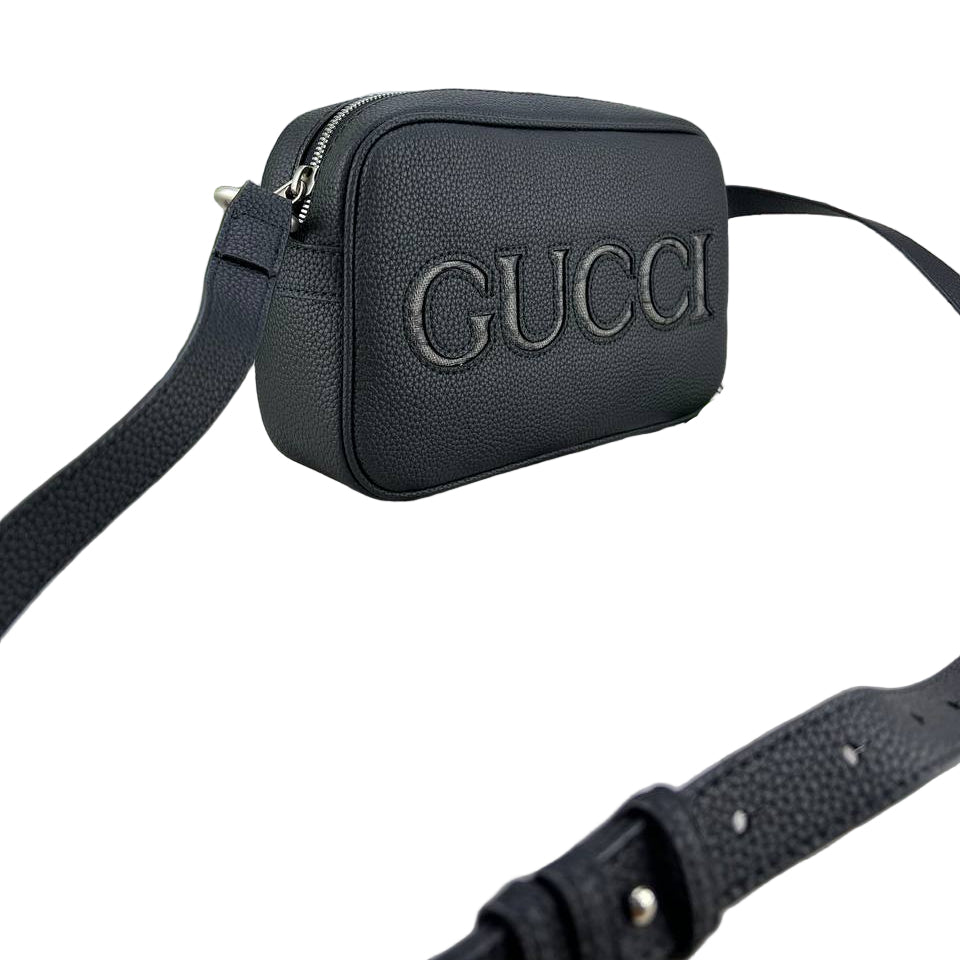 Gucci Black Grained Leather Camera Bag with Embossed Logo 🖤📸🌟