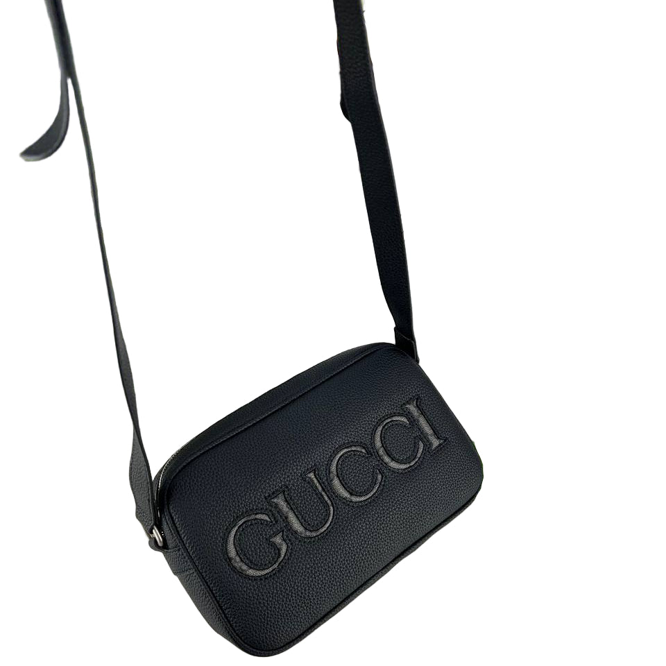 Gucci Black Grained Leather Camera Bag with Embossed Logo 🖤📸🌟