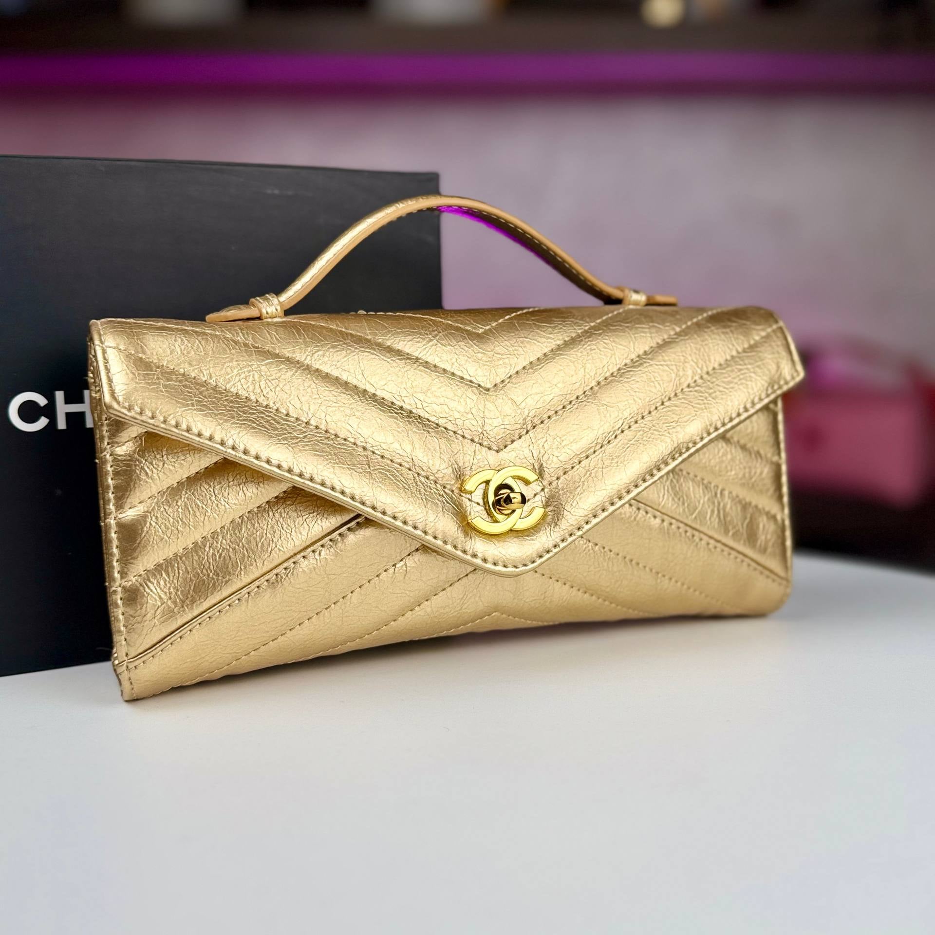 Chanel Chevron Quilted Leather Envelope Clutch with Gold Tone Hardware 🖤✨👜