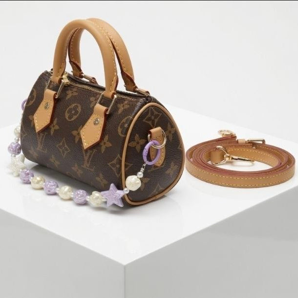 Monogram Nano Speedy with Floral Charm Louis Vuitton 👜✨🌸