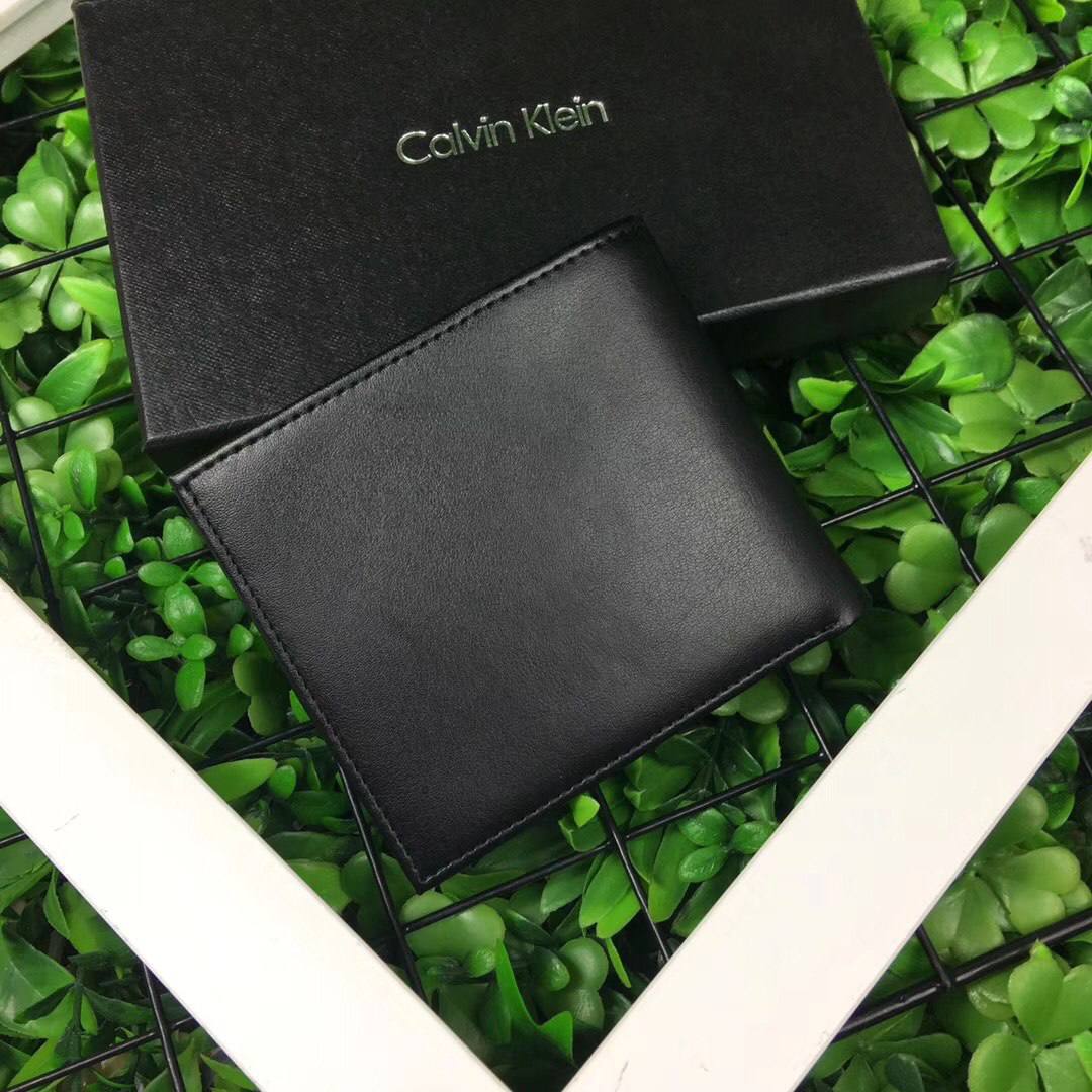 Calvin Klein Leather Wallet and Keychain Gift Set 🖤💼🎁