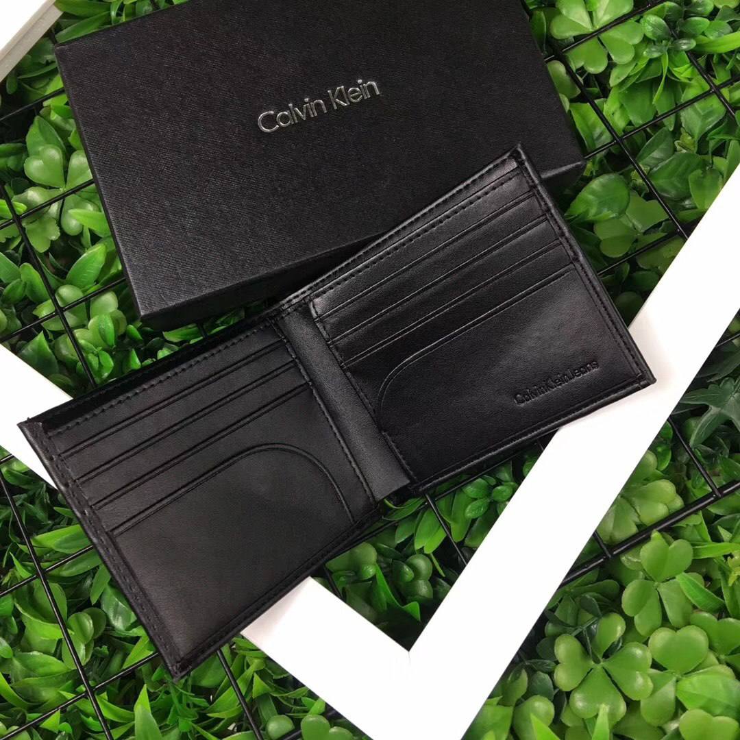 Calvin Klein Leather Wallet and Keychain Gift Set 🖤💼🎁