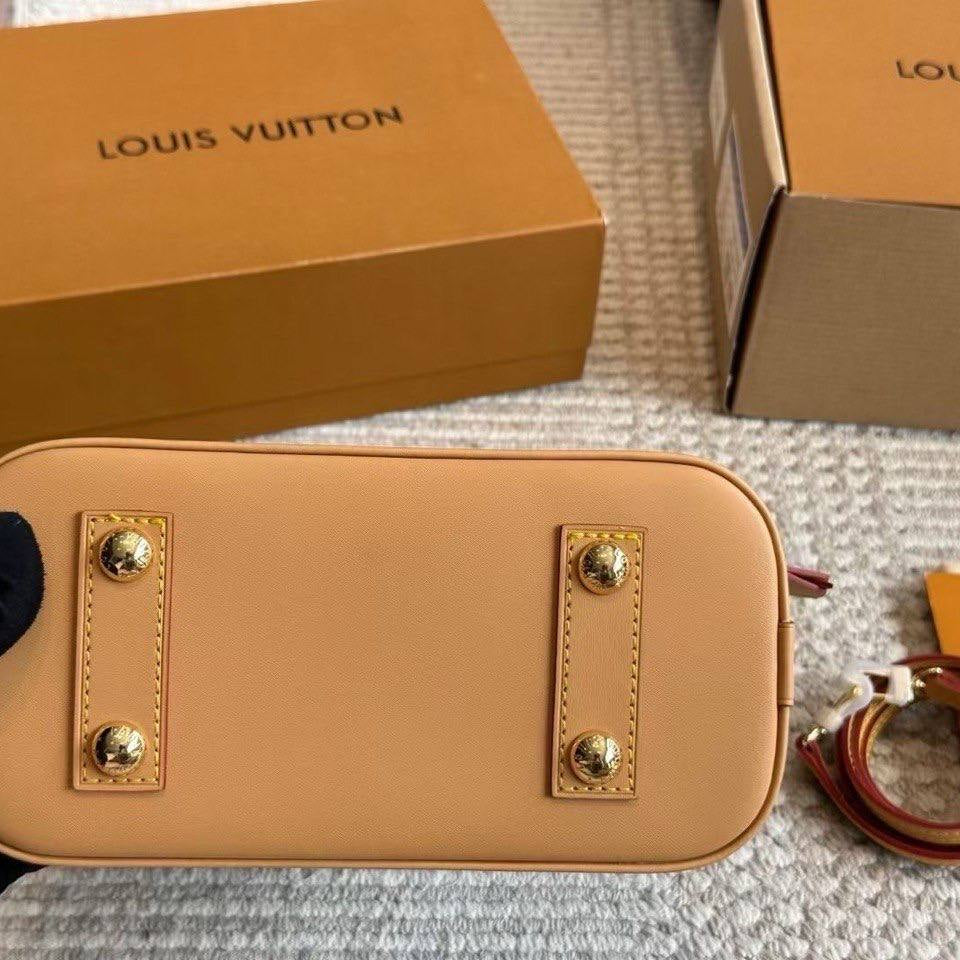 Louis Vuitton x Yayoi Kusama Monogram Pumpkin Alma BB Handbag 👜🎨✨