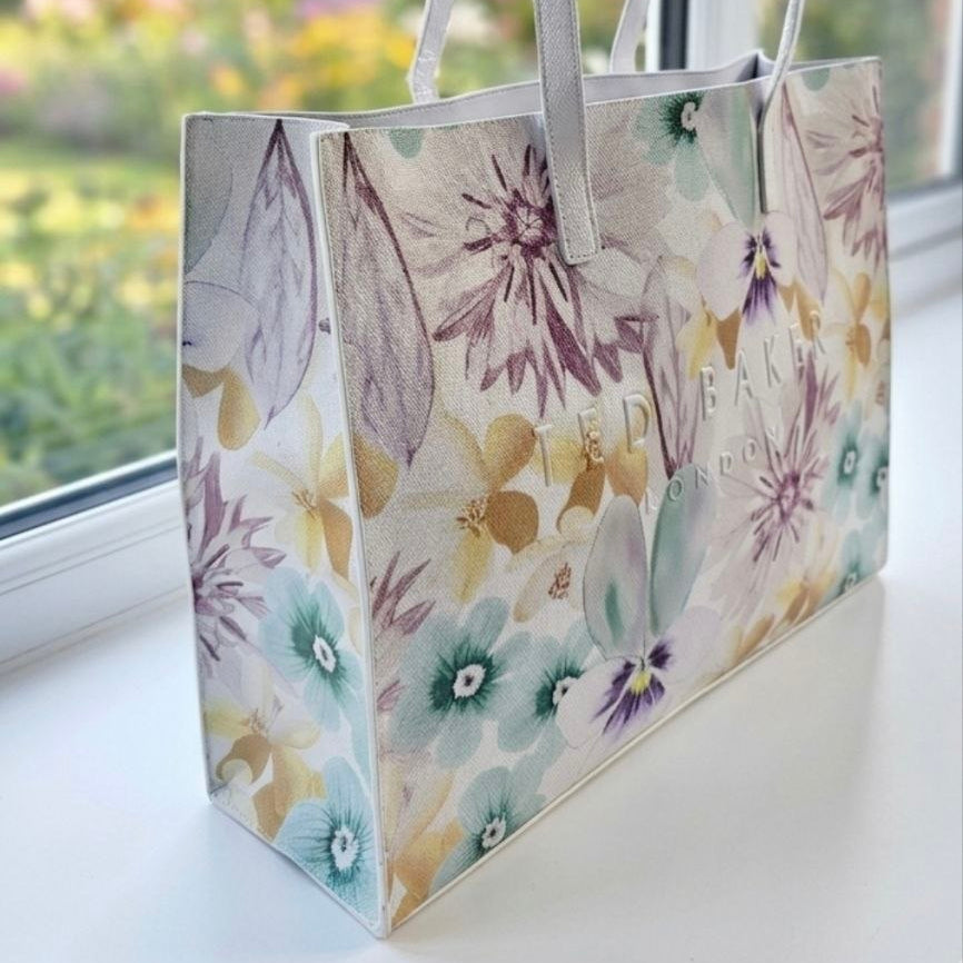Ted Baker London Floral Print Icon Tote Bag 🌸👜✨