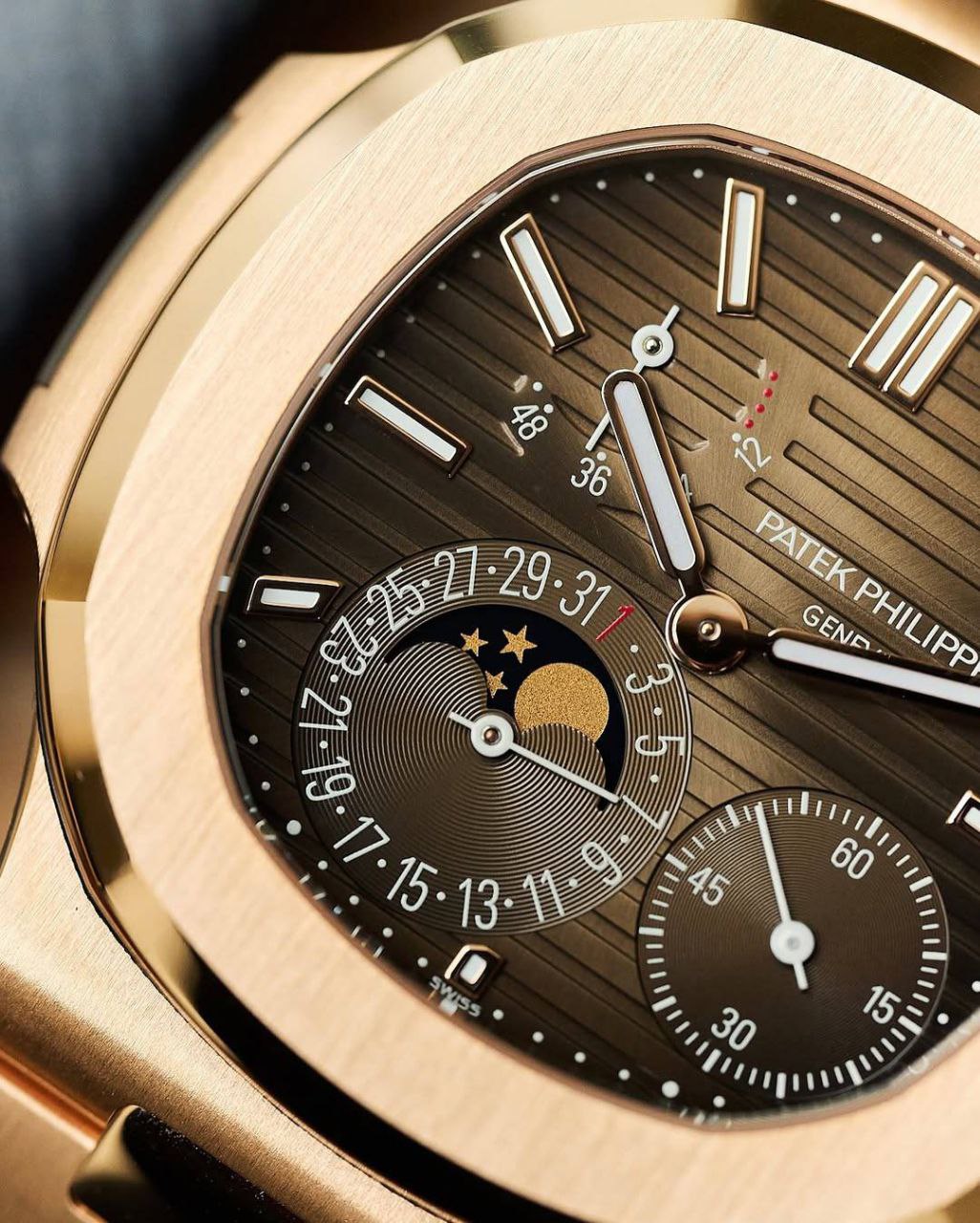 Patek Philippe Nautilus Moon Phase Rose Gold ⌚✨👑