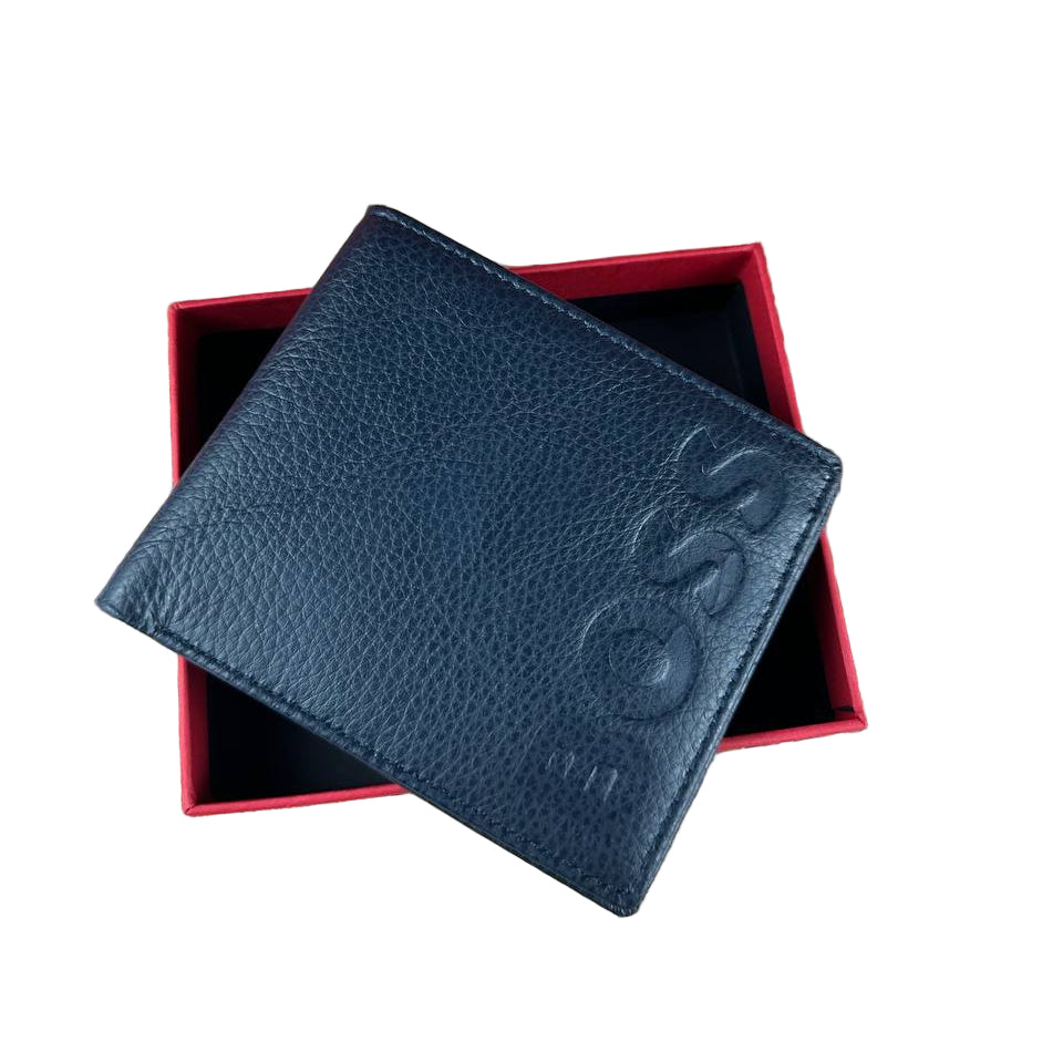 BOSS Men's Navy Pebble Leather Bi-Fold Wallet with Embossed Logo 🔵🗂️💳